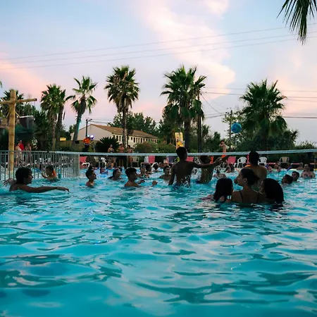 Camping L'etoile De Mer - Maeva Κάμπινγκ Sérignan