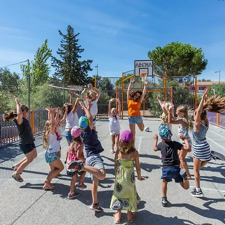Camping L'etoile De Mer - Maeva Campsite Serignan